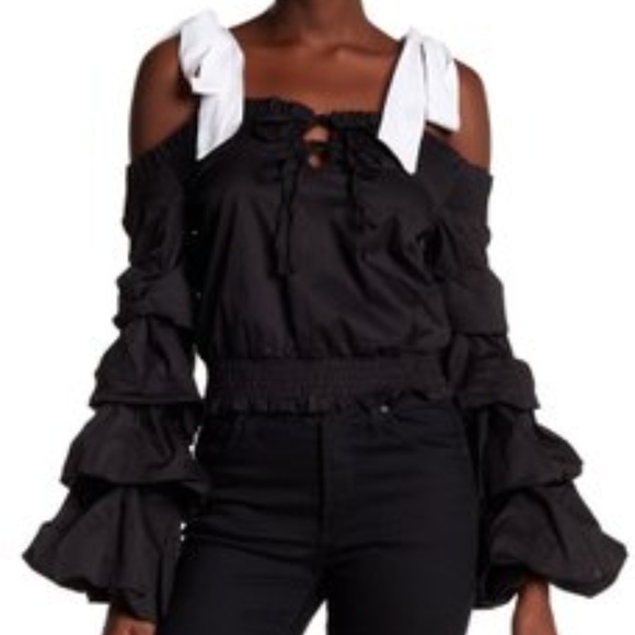 The Shepherd's Knot Tops - New Tier Bell Sleeve Off Shoulder Top Black Pink L